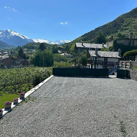Casa Sabrina - Appartamento Blu Aosta Exterior foto